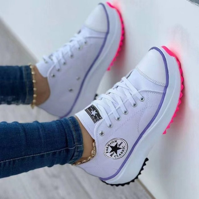 Fashion Style - Sneakers